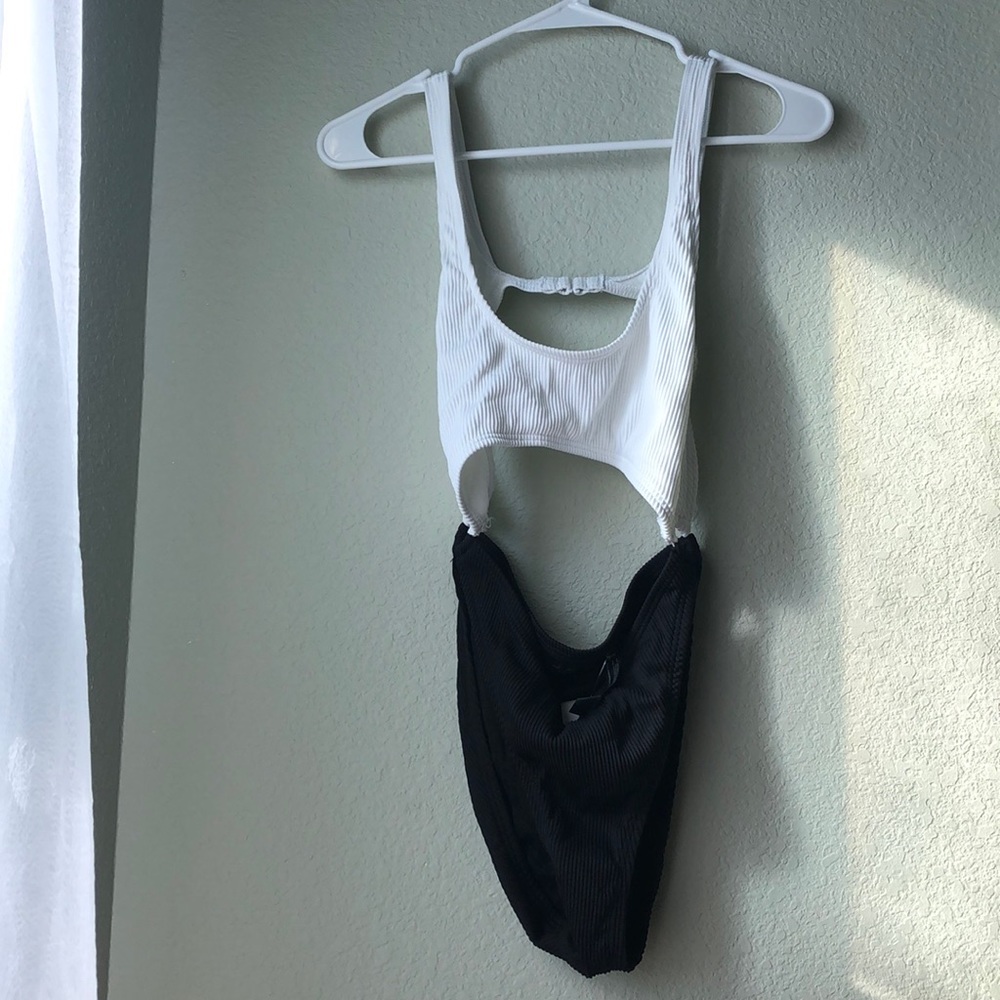 Small B&W Out From Under Monokini